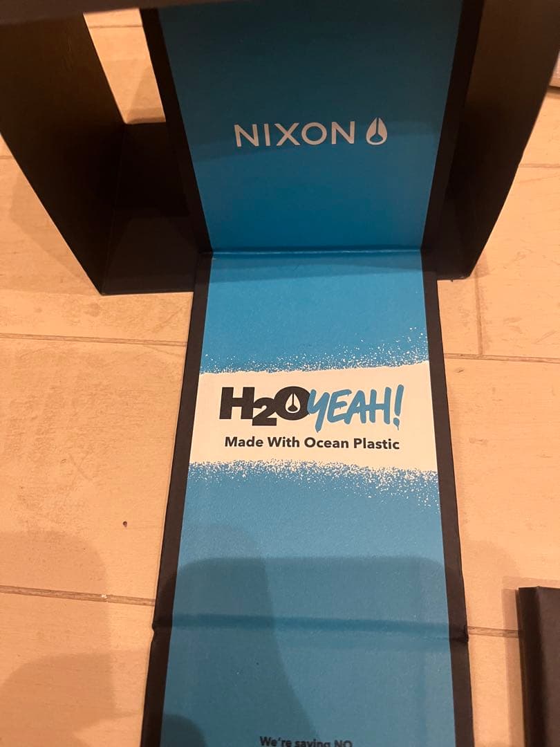 本日発送　新品未使用　NIXON HIGH TIDE