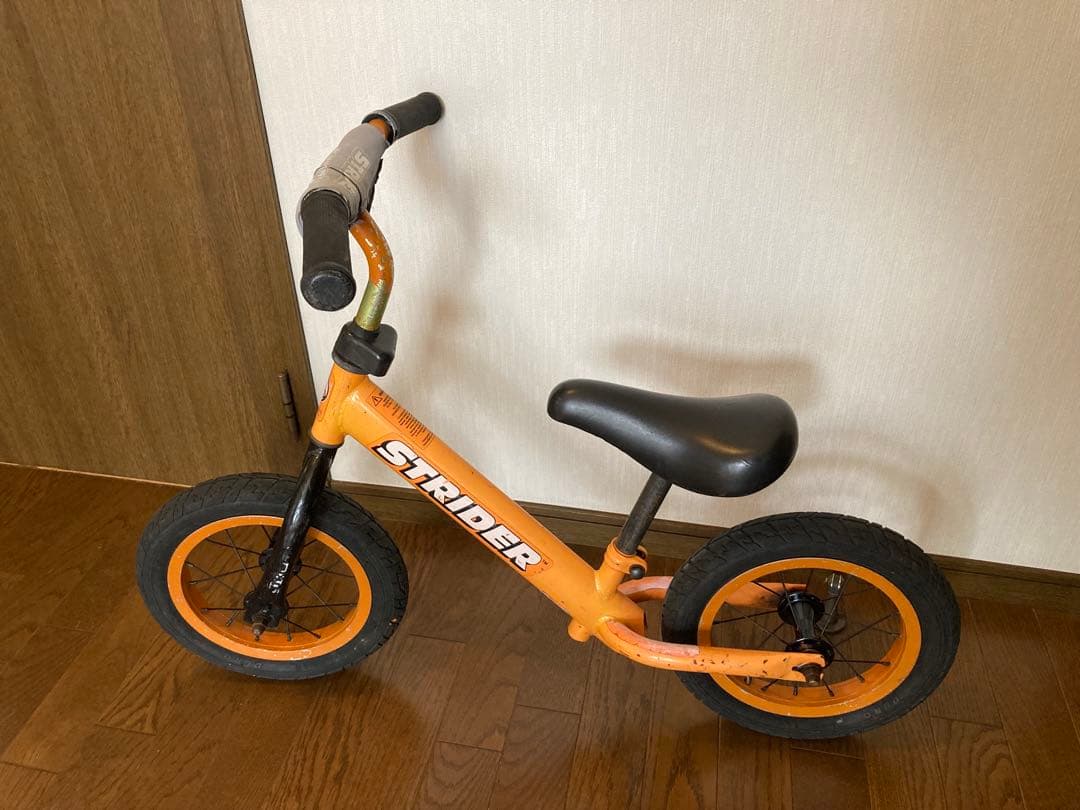 ストライダー カスタム車｜レース用タイヤ＆カスタムハンドル